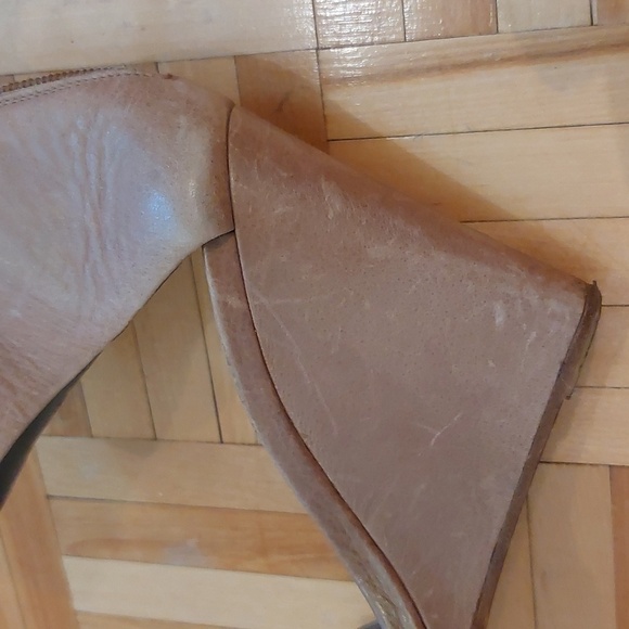 Vince wedge leather sandals size 9.5M - Picture 11 of 11
